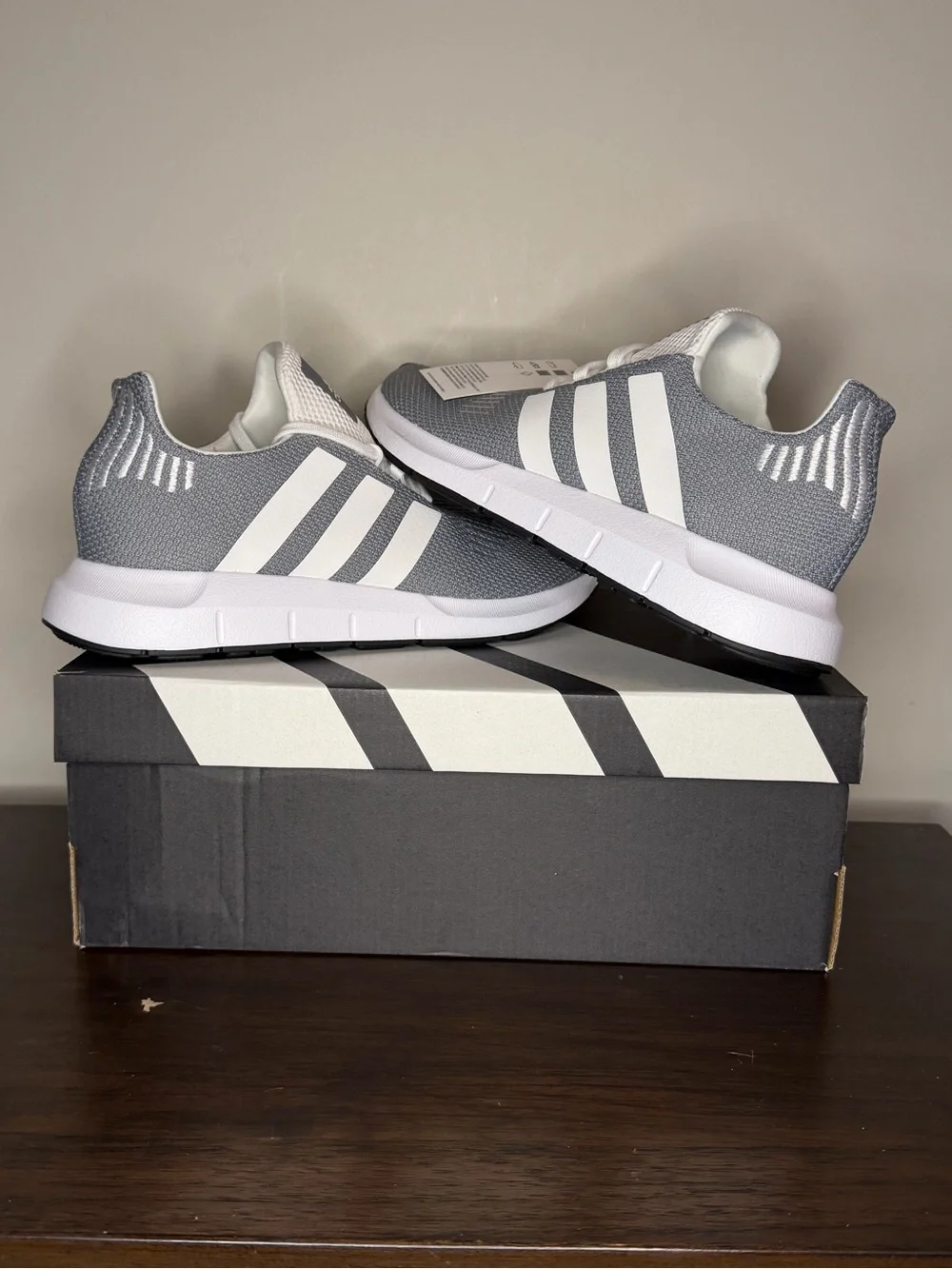 adidas Swift Run 1.0
